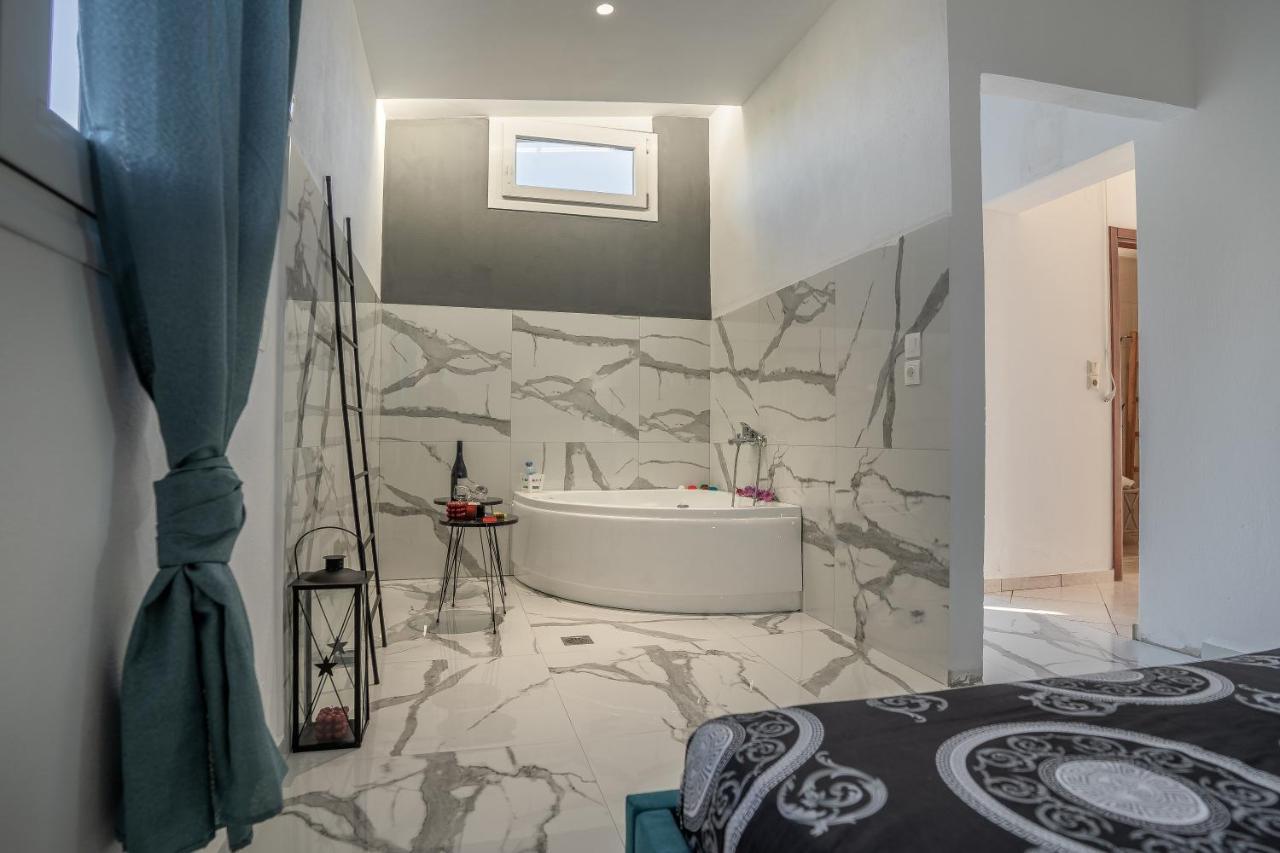 Villa Aktis With Freshwater Pool And Sea View Сисси Экстерьер фото