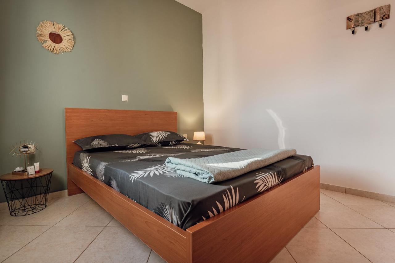 Villa Aktis With Freshwater Pool And Sea View Сисси Экстерьер фото